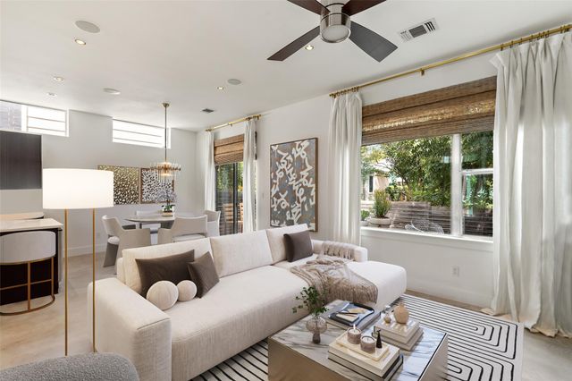 2105 Goodrich Ave 2, Austin, TX 78704