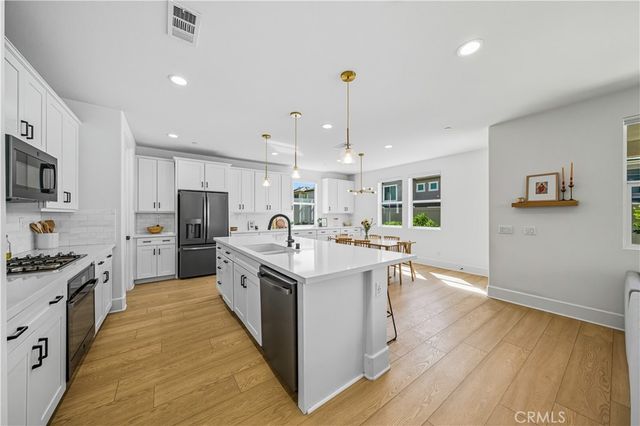 32017 Radiant Drive, Temecula, CA 92591