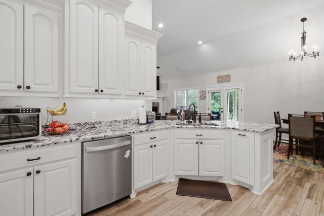 35 Waverly, Hattiesburg, MS 39402