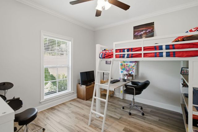 35 Waverly, Hattiesburg, MS 39402