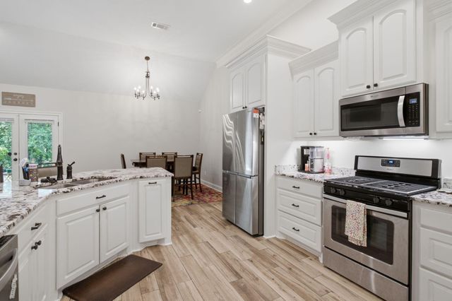 35 Waverly, Hattiesburg, MS 39402