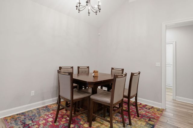 35 Waverly, Hattiesburg, MS 39402