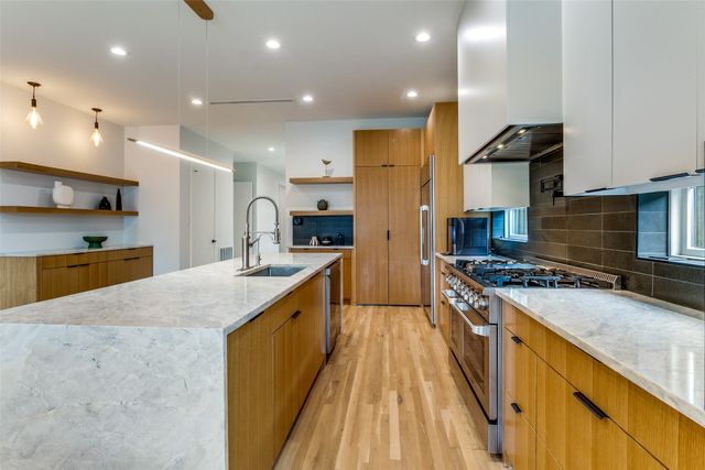 6215 Llano Avenue, Dallas, TX 75214