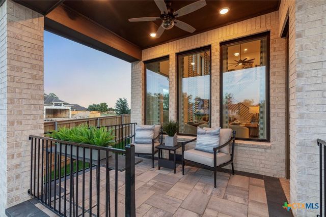 112 High Rock Pass, Kyle, TX 78640