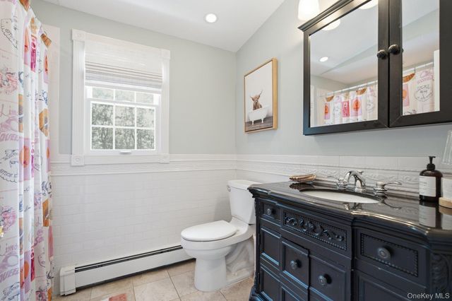 45 Norwood Road, Hampton Bays, NY 11946