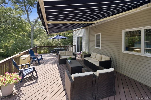45 Norwood Road, Hampton Bays, NY 11946
