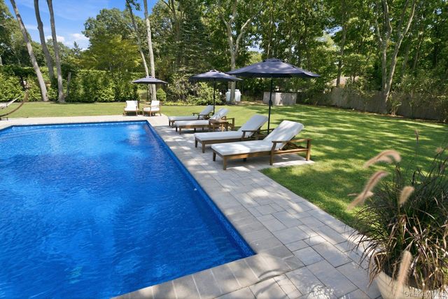 45 Norwood Road, Hampton Bays, NY 11946