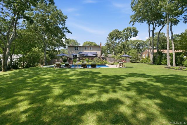 45 Norwood Road, Hampton Bays, NY 11946