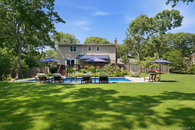 45 Norwood Road, Hampton Bays, NY 11946