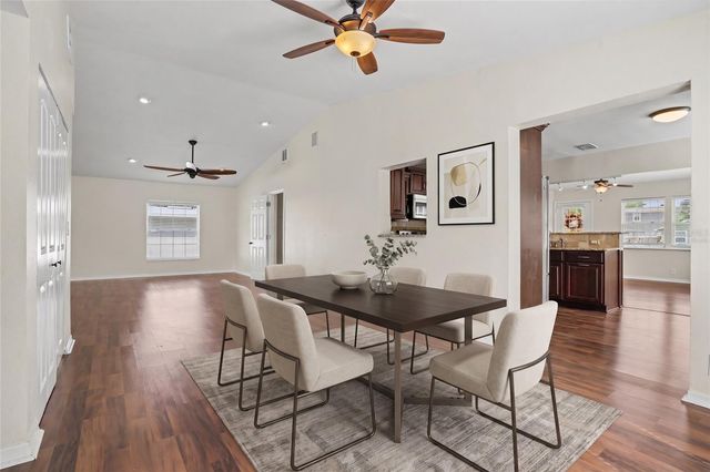 5210 4TH AVENUE N, St Petersburg, FL 33710
