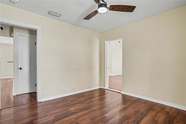 5210 4TH AVENUE N, St Petersburg, FL 33710