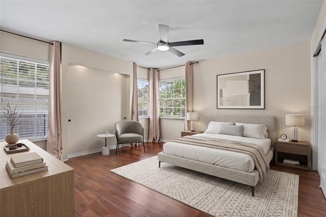 5210 4TH AVENUE N, St Petersburg, FL 33710