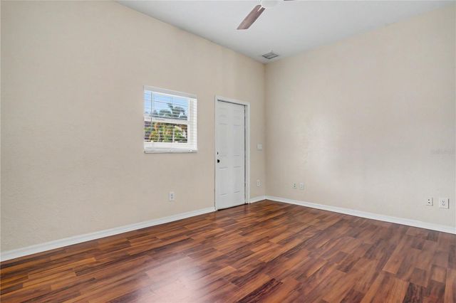 5210 4TH AVENUE N, St Petersburg, FL 33710