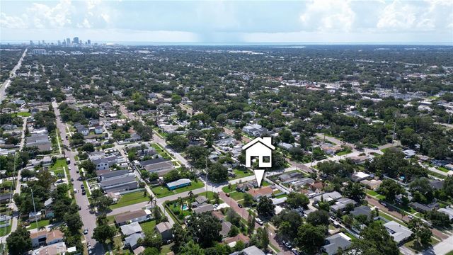 5210 4TH AVENUE N, St Petersburg, FL 33710