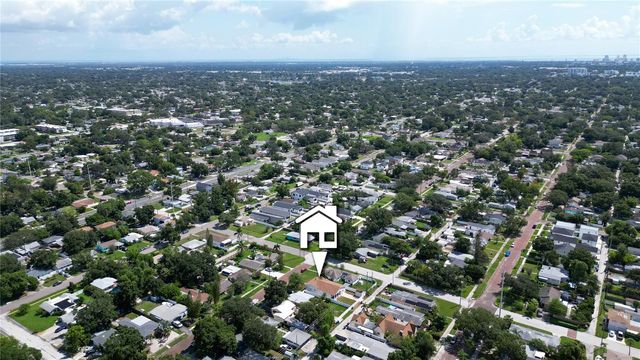 5210 4TH AVENUE N, St Petersburg, FL 33710
