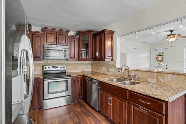 5210 4TH AVENUE N, St Petersburg, FL 33710