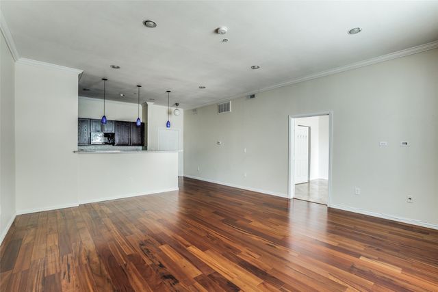 2305 Worthington Street 135, Dallas, TX 75204