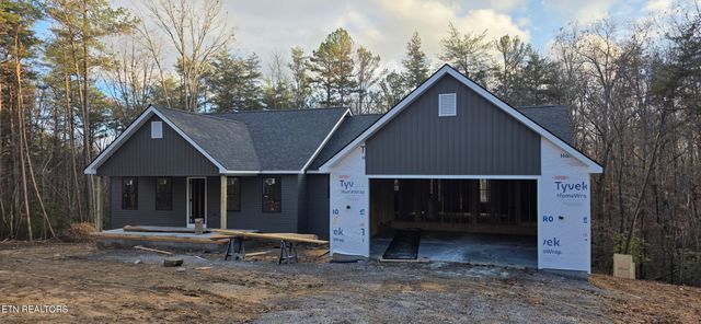 323 Cumberland Cove Rd, Monterey, TN 38574