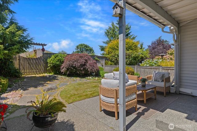 518 4th Avenue S, Edmonds, WA 98020