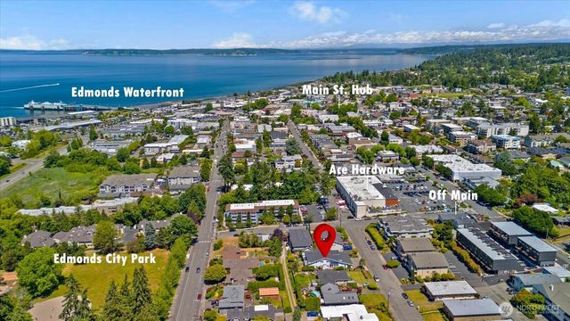 518 4th Avenue S, Edmonds, WA 98020