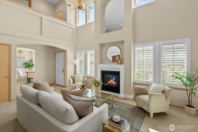 518 4th Avenue S, Edmonds, WA 98020