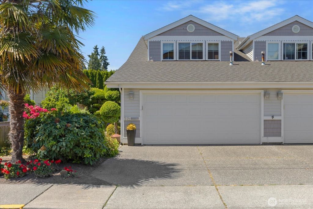 518 4th Avenue S, Edmonds, WA 98020