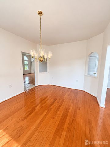 274 Valencia Drive, Monroe, NJ 08831