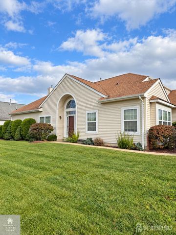 274 Valencia Drive, Monroe, NJ 08831