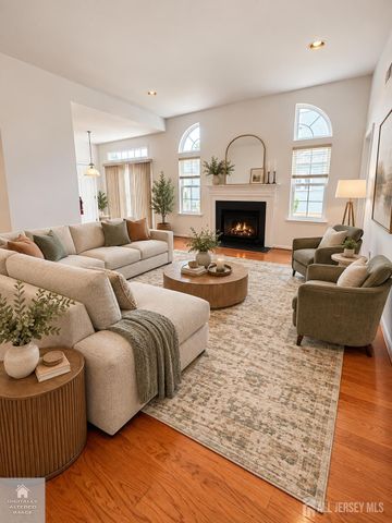 274 Valencia Drive, Monroe, NJ 08831