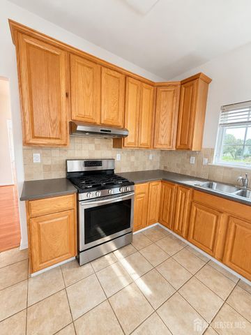 274 Valencia Drive, Monroe, NJ 08831