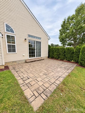 274 Valencia Drive, Monroe, NJ 08831