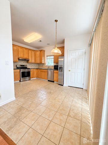 274 Valencia Drive, Monroe, NJ 08831