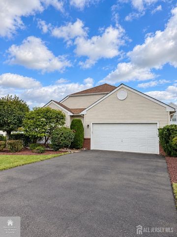 274 Valencia Drive, Monroe, NJ 08831