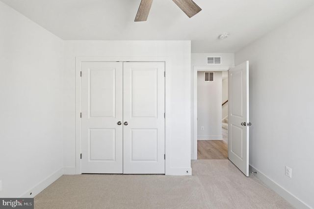 1490 MEADOWLARK GLEN RD, Dumfries, VA 22026