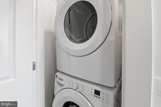 1490 MEADOWLARK GLEN RD, Dumfries, VA 22026