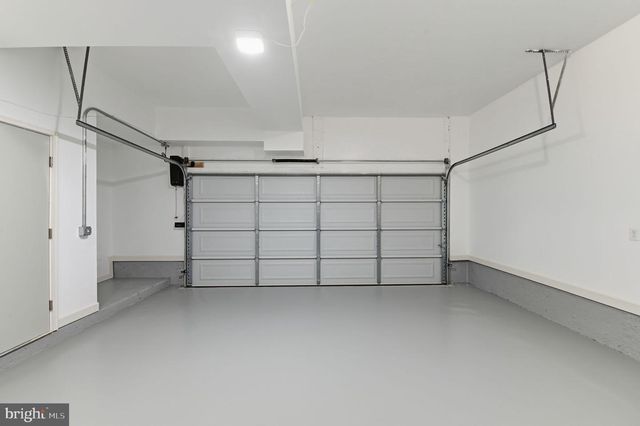 1490 MEADOWLARK GLEN RD, Dumfries, VA 22026