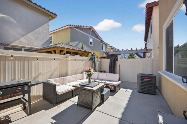 1936 Tangelo Way, Santa Paula, CA 93060