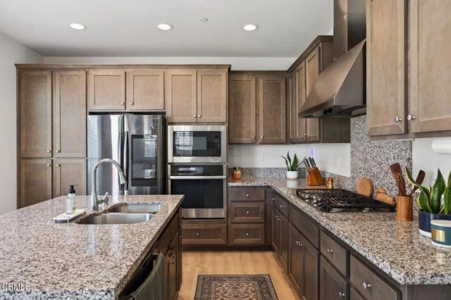 1936 Tangelo Way, Santa Paula, CA 93060