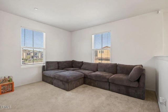 1936 Tangelo Way, Santa Paula, CA 93060