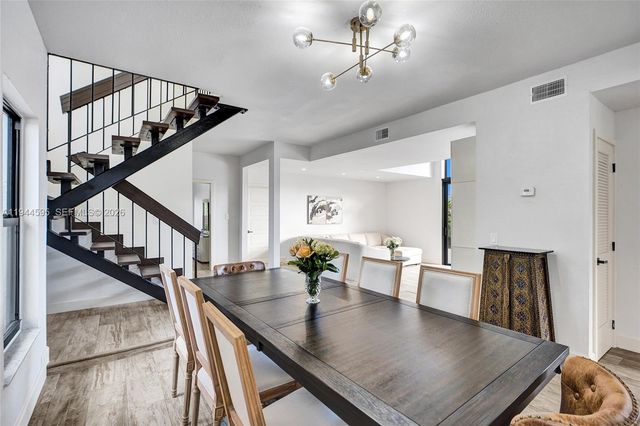 13740 SW 18th St, Miami, FL 33175