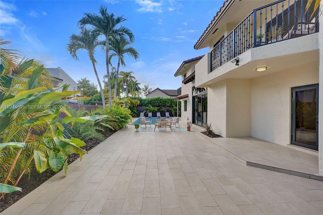 13740 SW 18th St, Miami, FL 33175