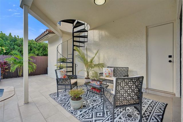 13740 SW 18th St, Miami, FL 33175