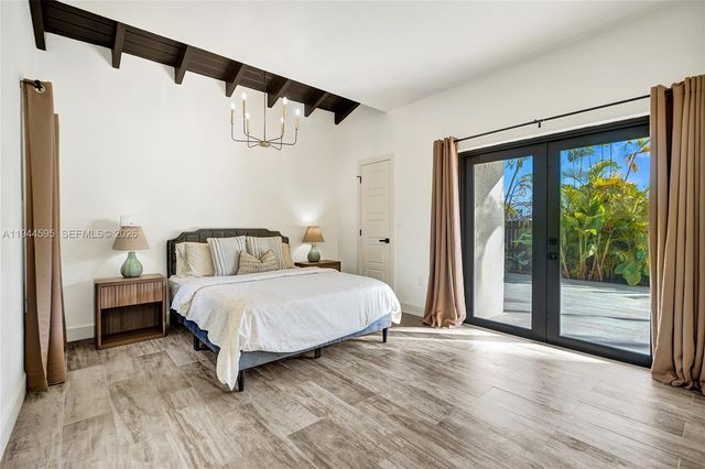 13740 SW 18th St, Miami, FL 33175