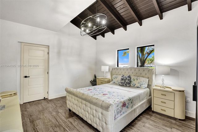 13740 SW 18th St, Miami, FL 33175