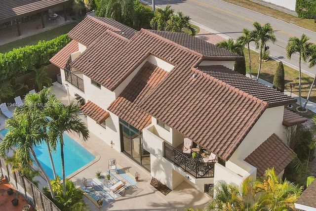 13740 SW 18th St, Miami, FL 33175