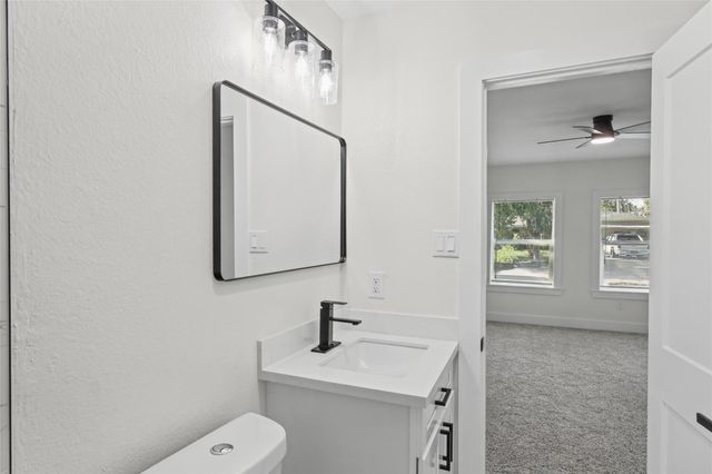 1005 Mobile Drive, Pasadena, TX 77506