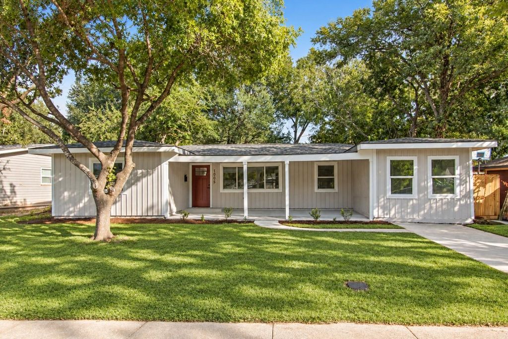 1005 Mobile Drive, Pasadena, TX 77506