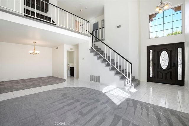 617 Sedgeworth Court, Simi Valley, CA 93065