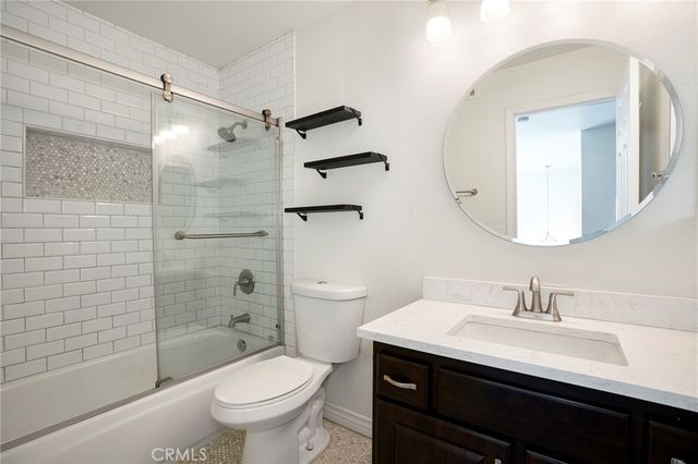 617 Sedgeworth Court, Simi Valley, CA 93065