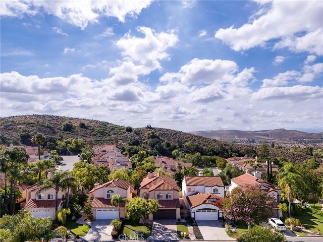 617 Sedgeworth Court, Simi Valley, CA 93065